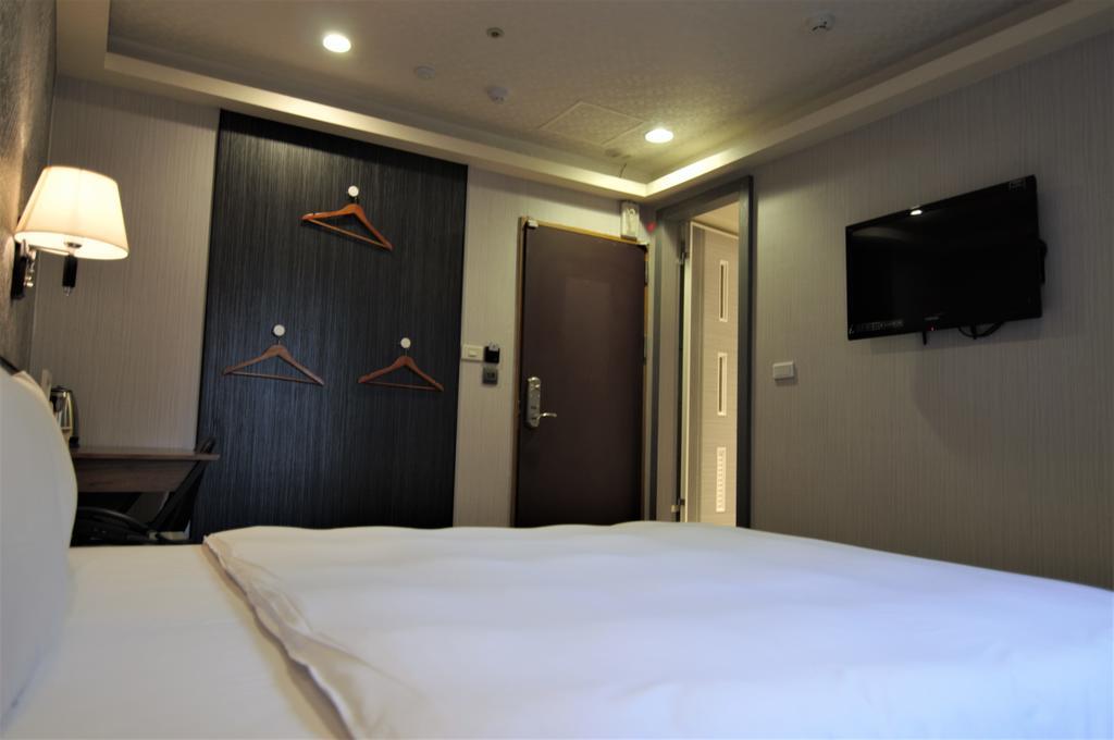 泊居旅店 Oursinn Hotel Taipéi Exterior foto
